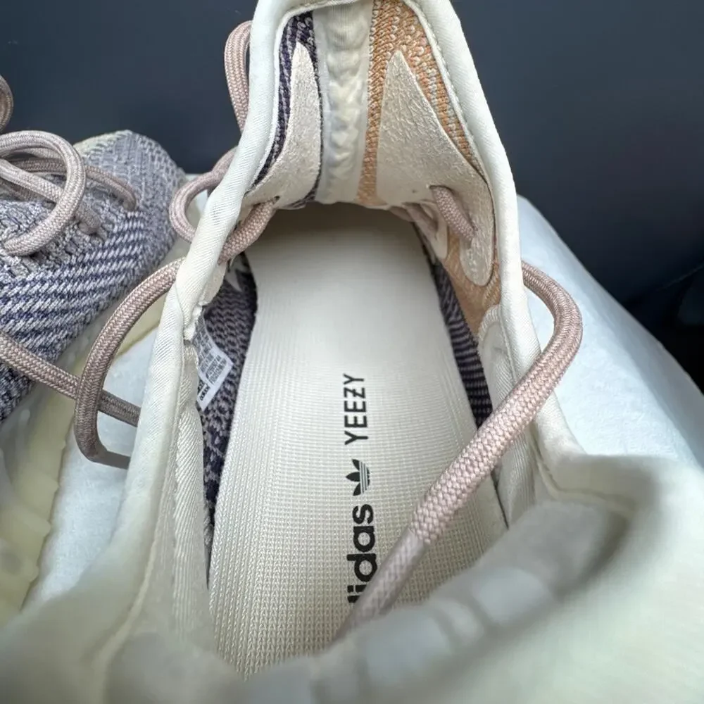 Yeezy Boost 350 V2 'Ash Pearl' | GY7658 | 11M | No Box